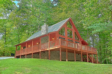 Tomahawk Lodge Cabin Rental Photo