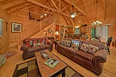 3 Bedroom Cabin with WiFi Sleeps 8