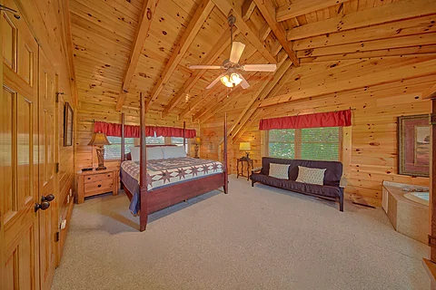 Pigeon Forge Cabin with King Bed - Valley Vista