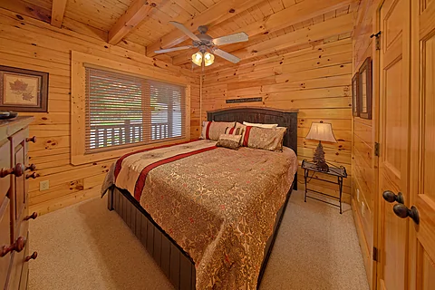 5 Bedroom Pigeon Forge Hot Tub - Valley Vista