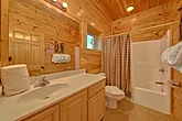 Full Attached Bathroom 5 Bedroom Cabin