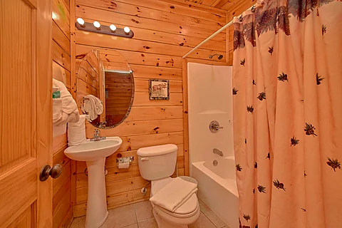 Full Bathroom - Valley Vista