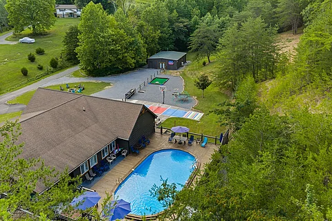 Cabin Rental with pool, playground and games  - Waldens Creek Oasis